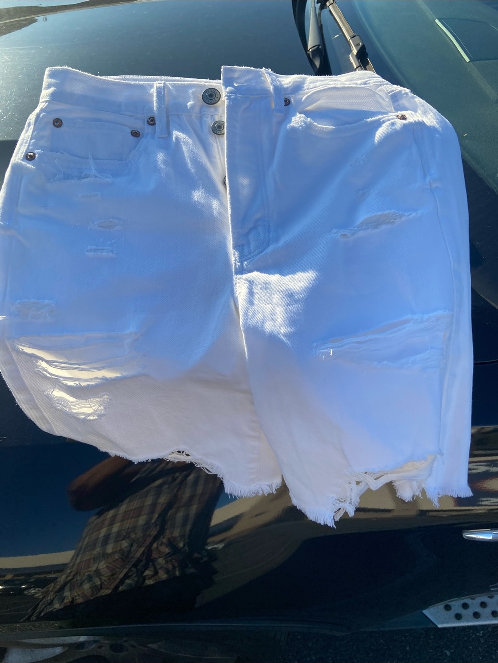 White Distressed Women's Denim Shorts nwt size 6
